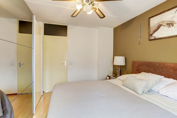 Foto 18 van Aalbessenstraat 18