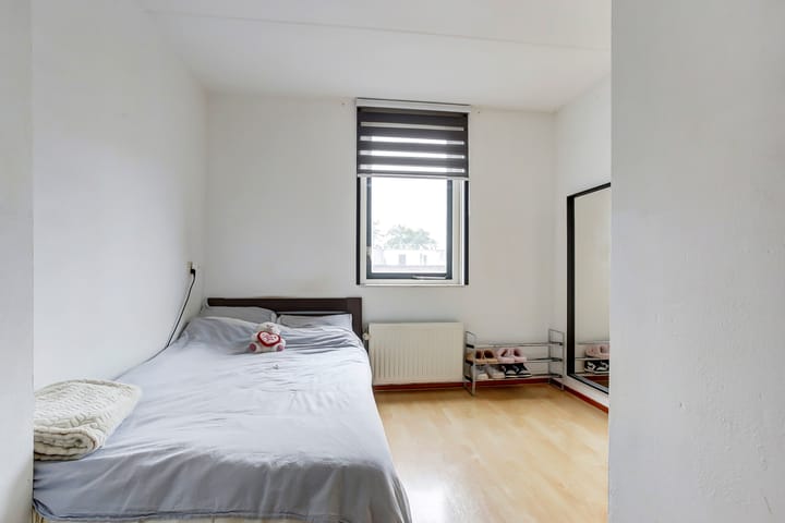 Foto 24 van Aalbessenstraat 18