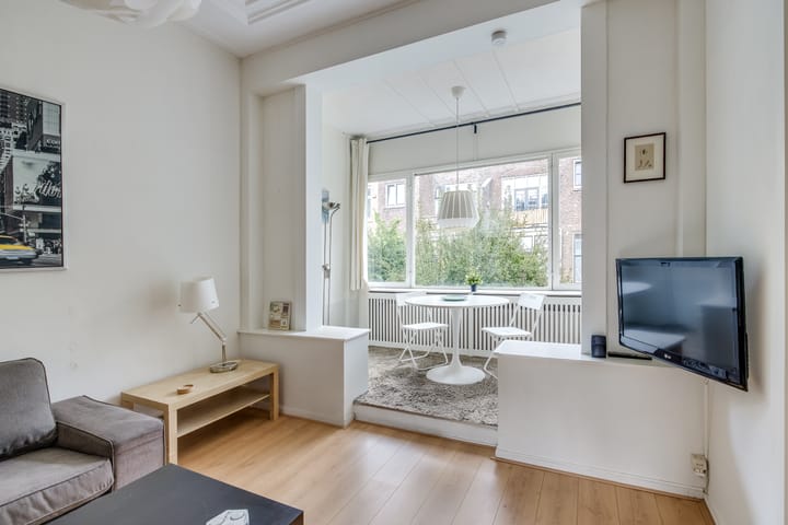 Foto 11 van Justus van Effenstraat 10-BS