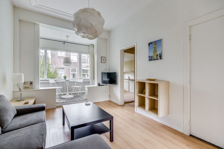 Foto 13 van Justus van Effenstraat 10-BS