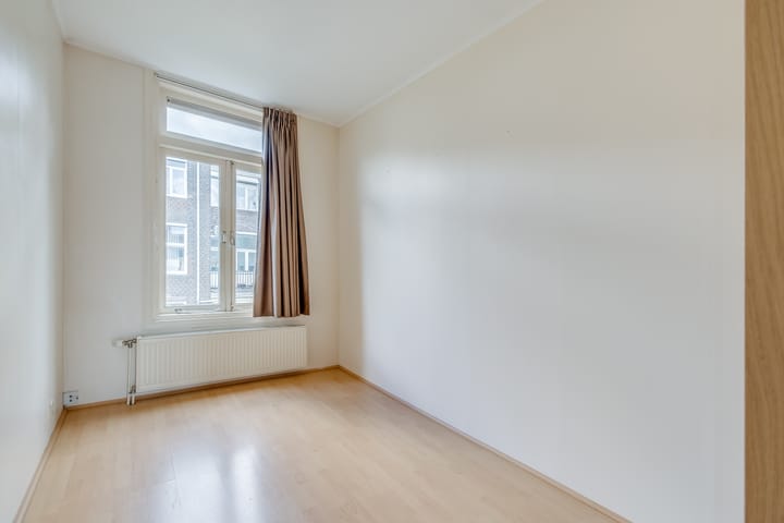 Foto 28 van Justus van Effenstraat 10-BS