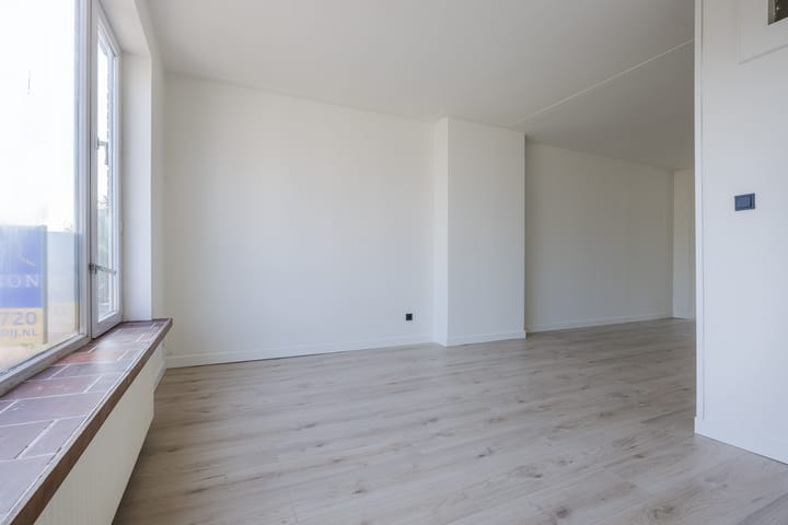 Foto 8 van Russischestraat 90-B02