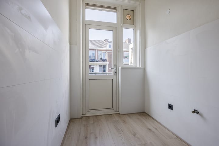 Foto 10 van Russischestraat 90-B02