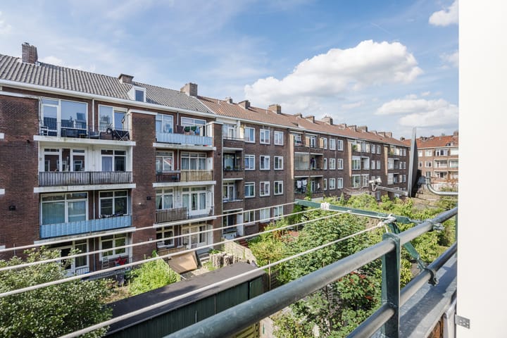 Foto 12 van Russischestraat 90-B02