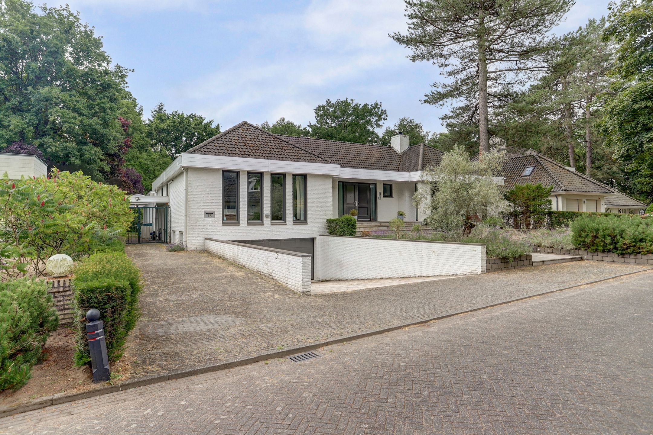 Foto 6 van Floresstraat 15