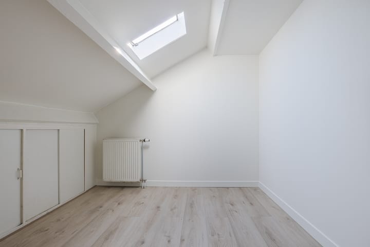 Foto 23 van Russischestraat 90-B02