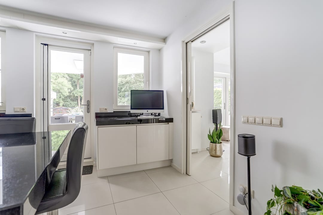 Foto 16 van Floresstraat 15