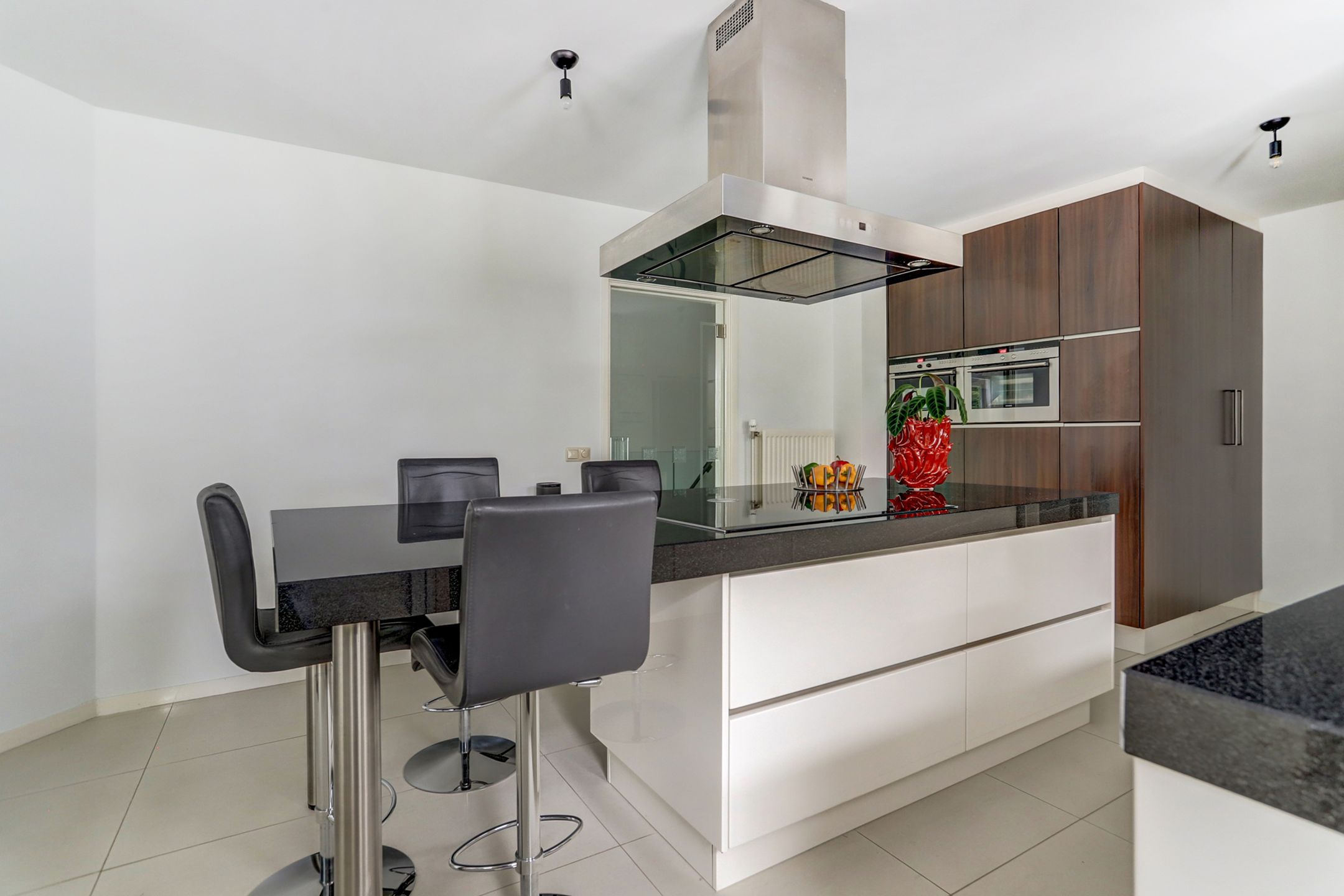 Foto 18 van Floresstraat 15