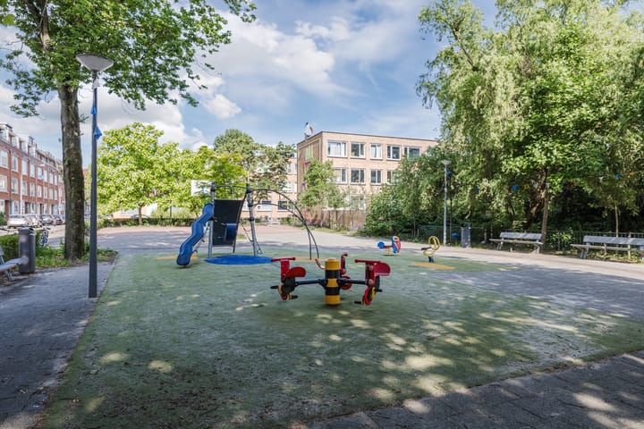 Foto 31 van Russischestraat 90-B02