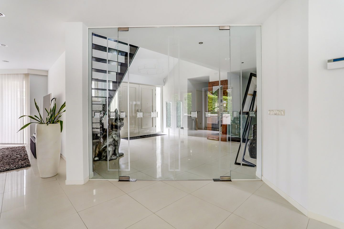 Foto 29 van Floresstraat 15