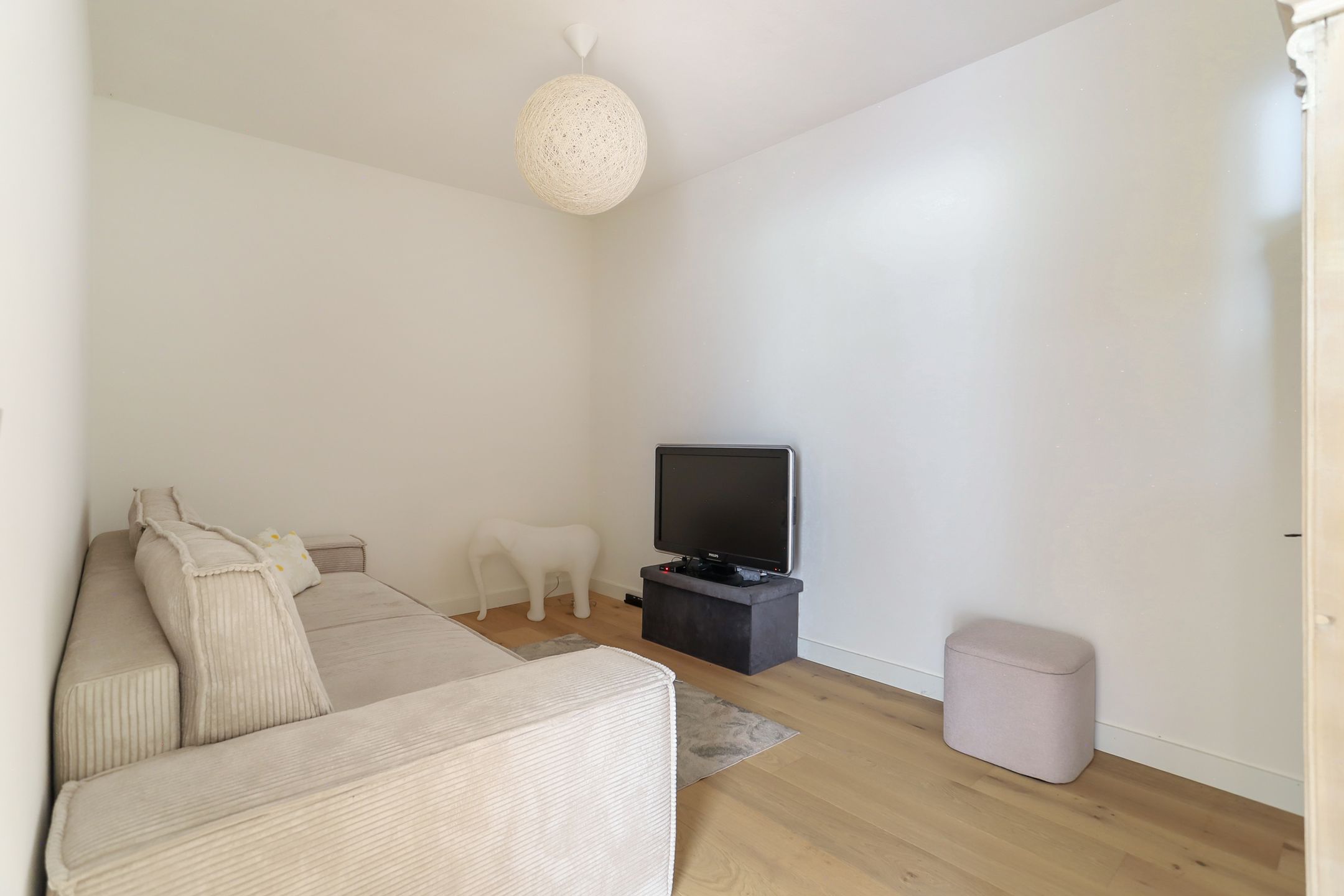 Foto 30 van Floresstraat 15