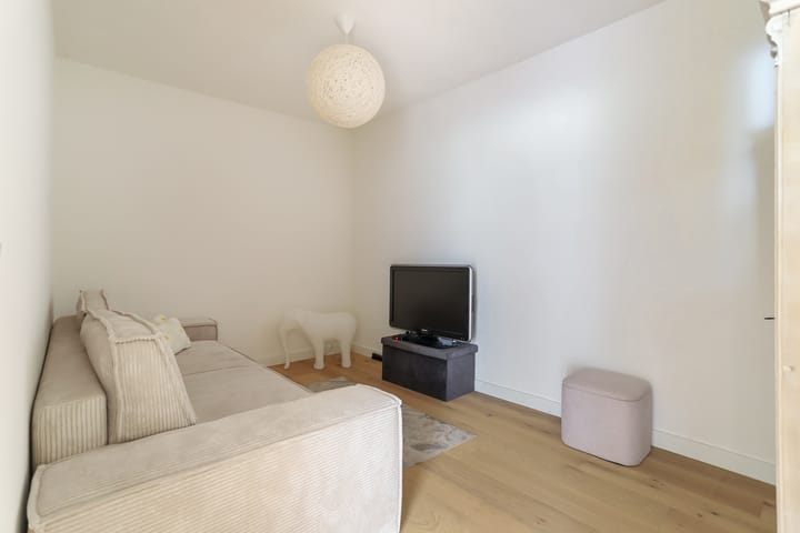 Foto 30 van Floresstraat 15