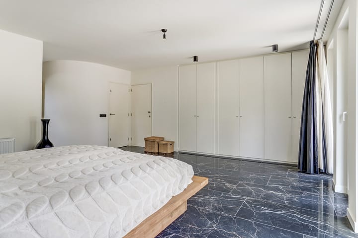 Foto 45 van Floresstraat 15