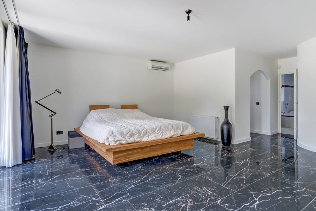 Foto 46 van Floresstraat 15