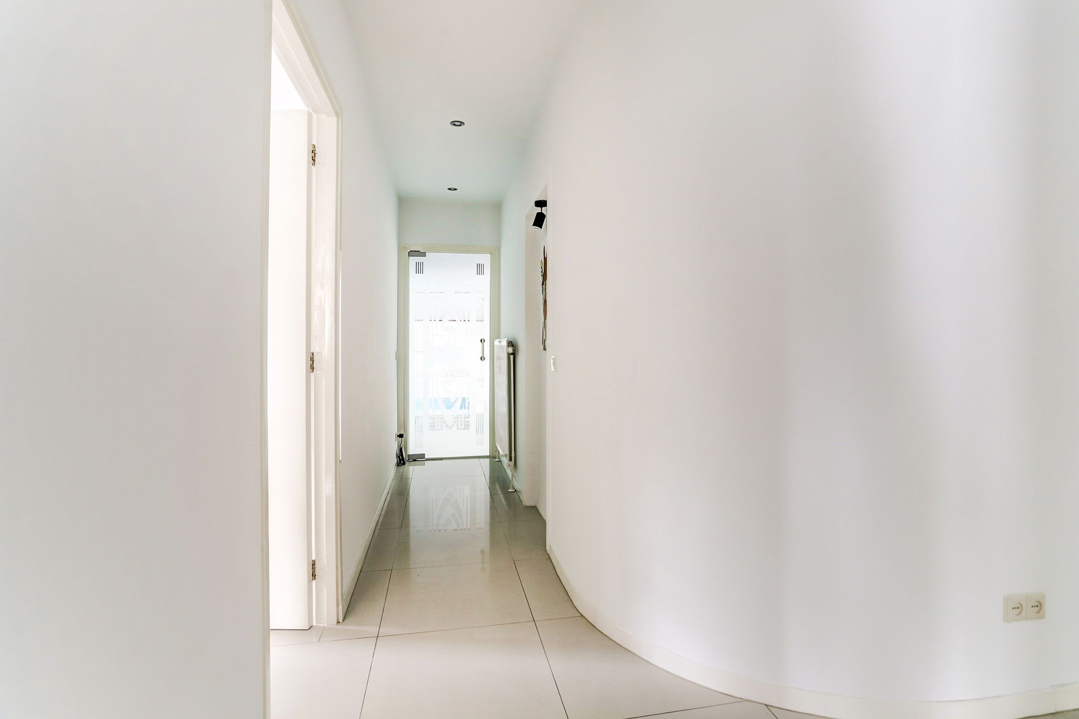 Foto 48 van Floresstraat 15