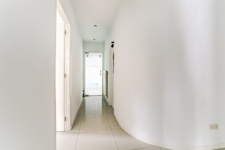 Foto 48 van Floresstraat 15