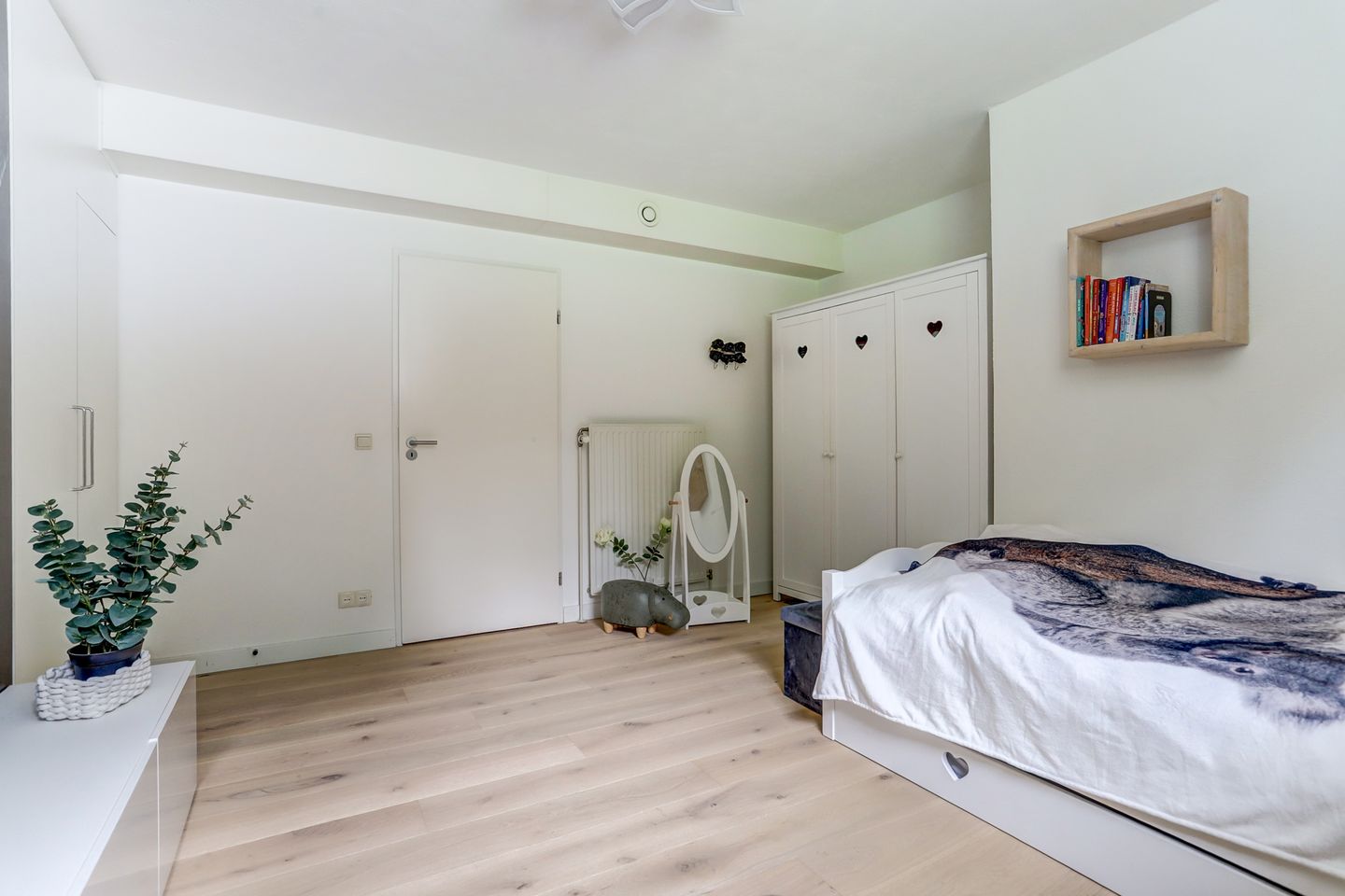 Foto 34 van Floresstraat 15