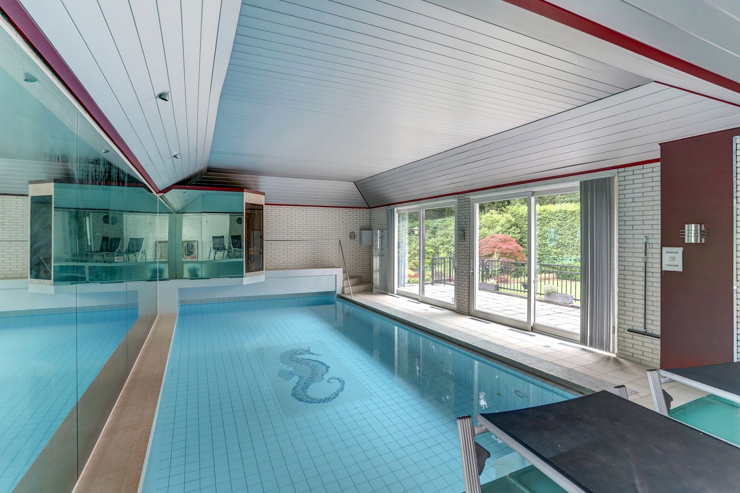 Foto 55 van Floresstraat 15