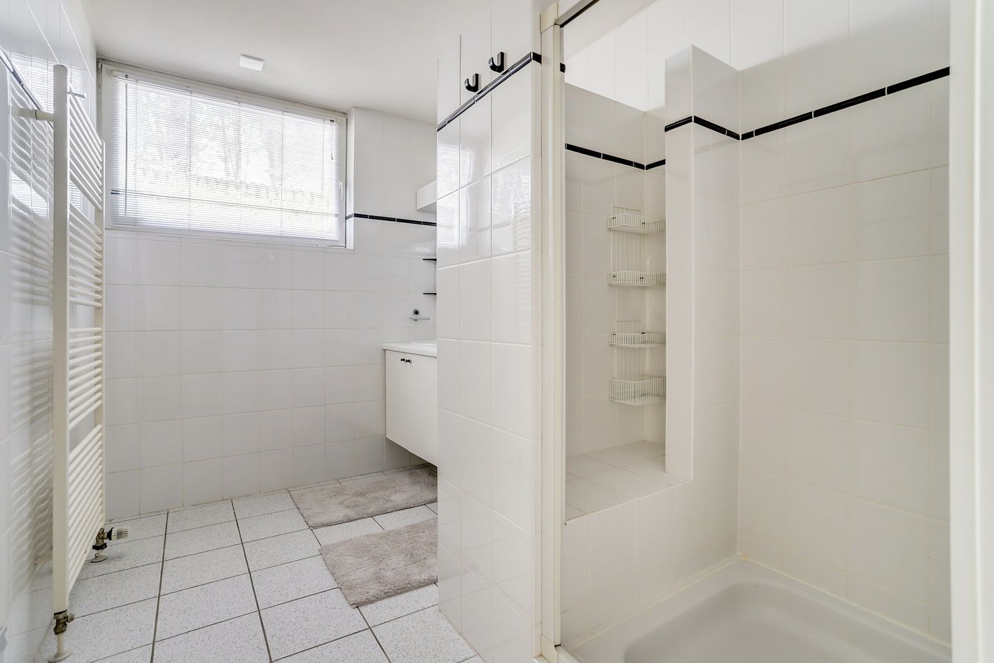 Foto 59 van Floresstraat 15