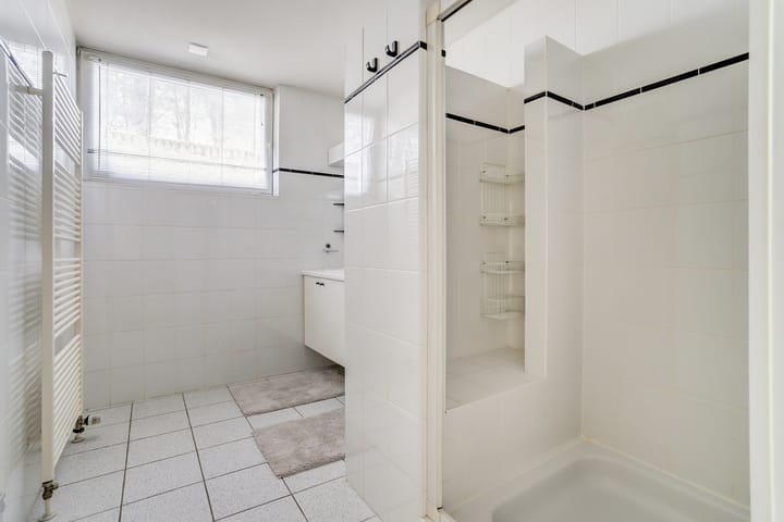 Foto 59 van Floresstraat 15