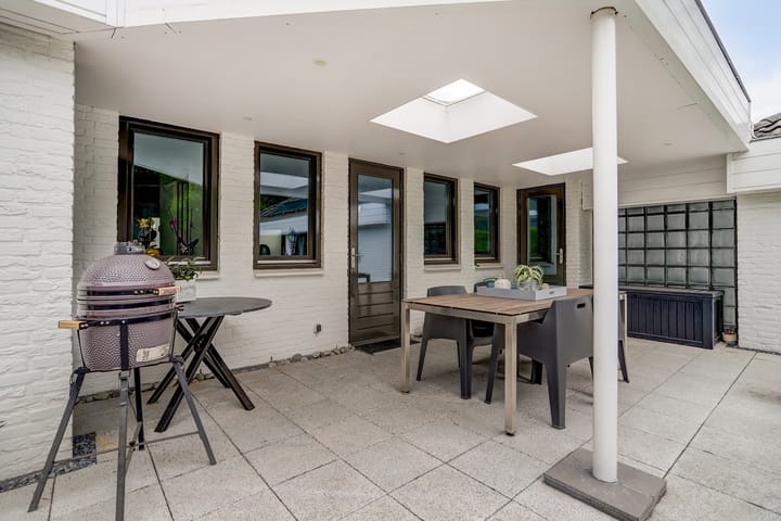 Foto 69 van Floresstraat 15