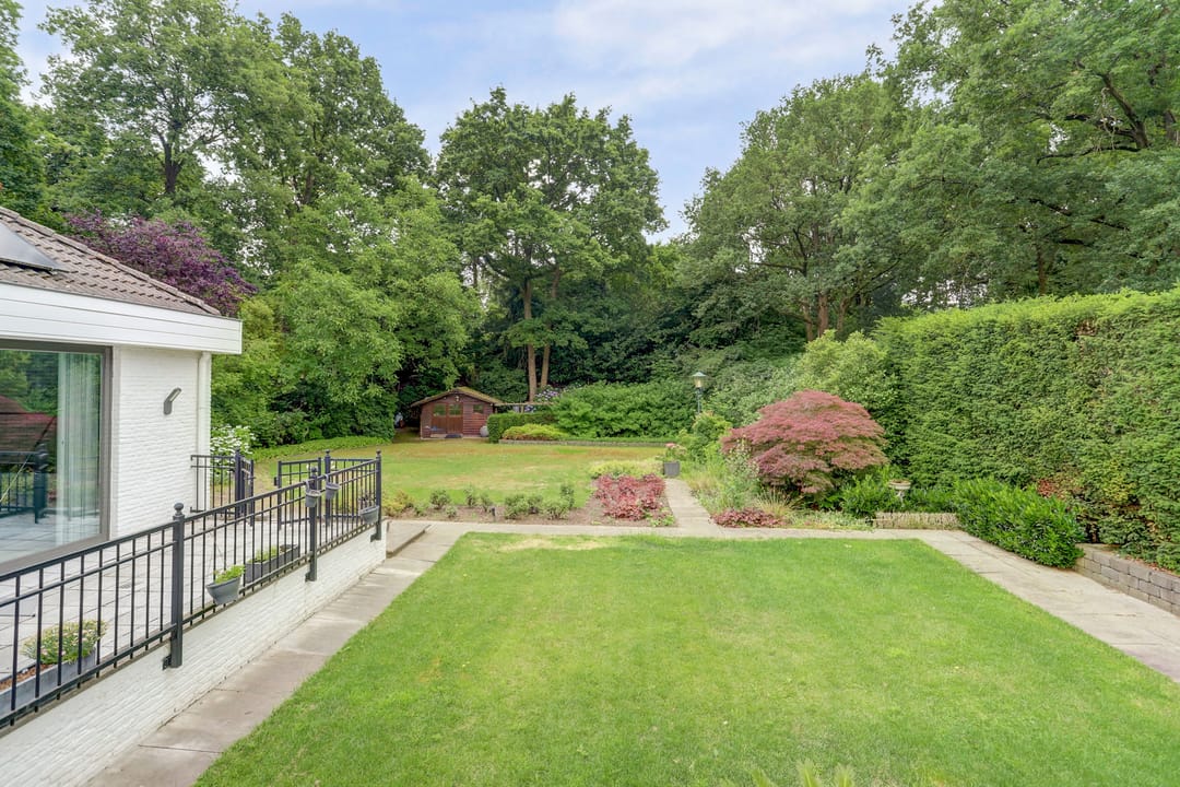 Foto 73 van Floresstraat 15