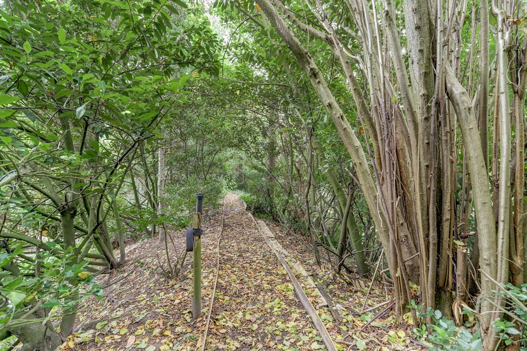 Foto 76 van Floresstraat 15