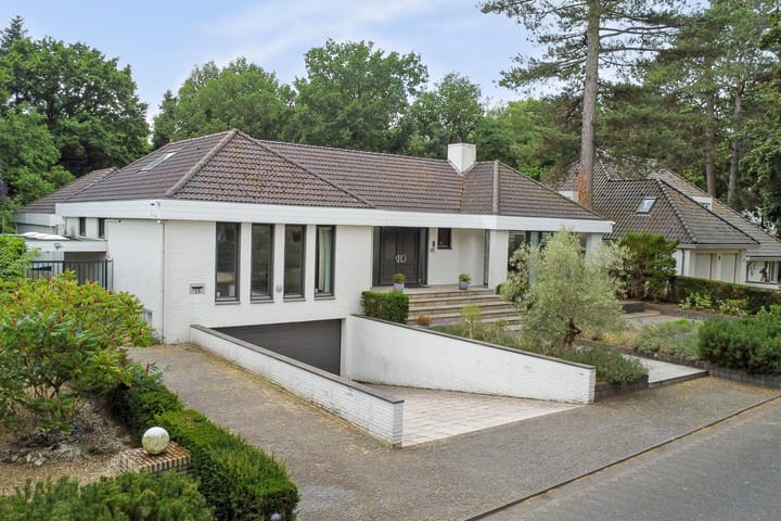 Foto 78 van Floresstraat 15