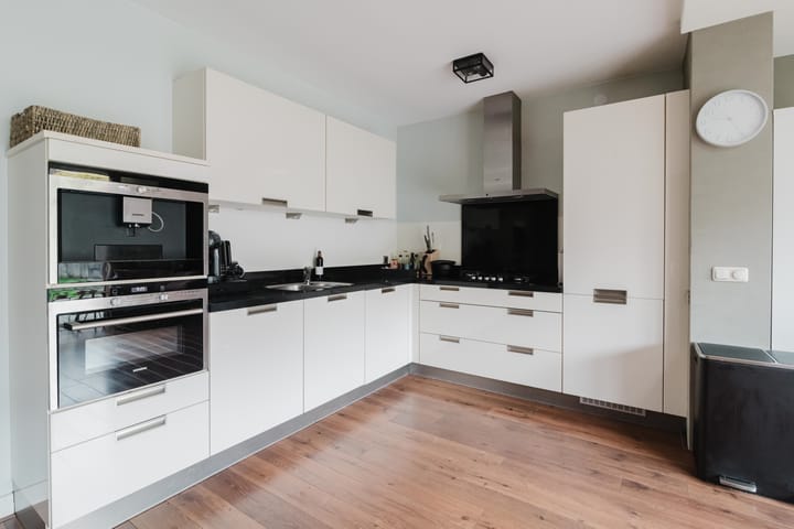 Foto 2 van Lijsterbes 7