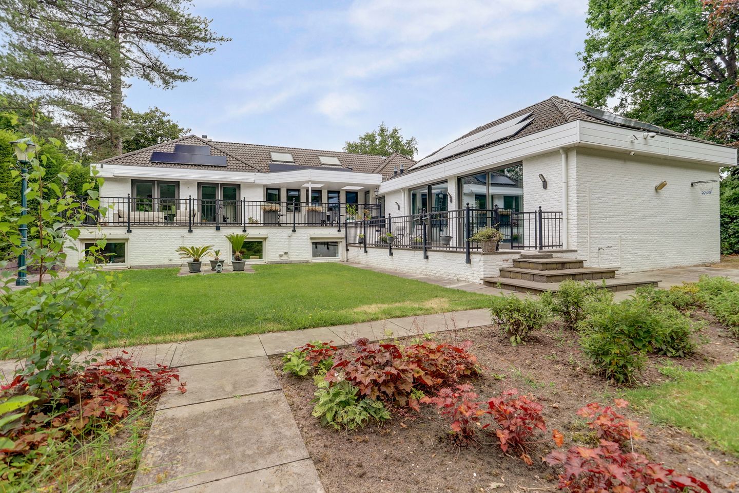 Foto 5 van Floresstraat 15