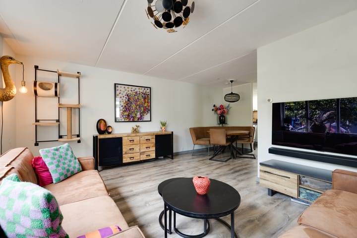 Photo 4 of Hezeweg 48