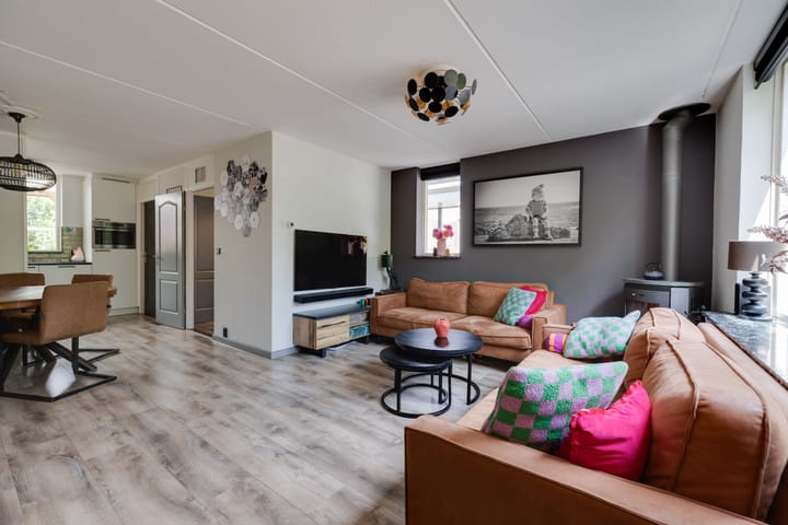 Photo 5 of Hezeweg 48