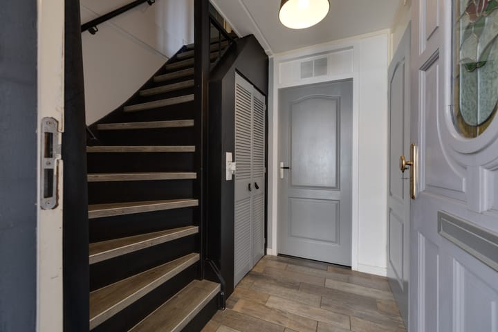 Photo 12 of Hezeweg 48