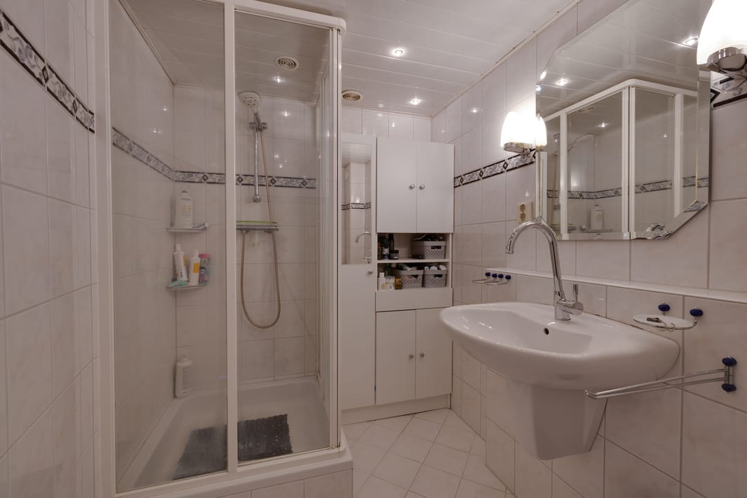 Photo 13 of Hezeweg 48