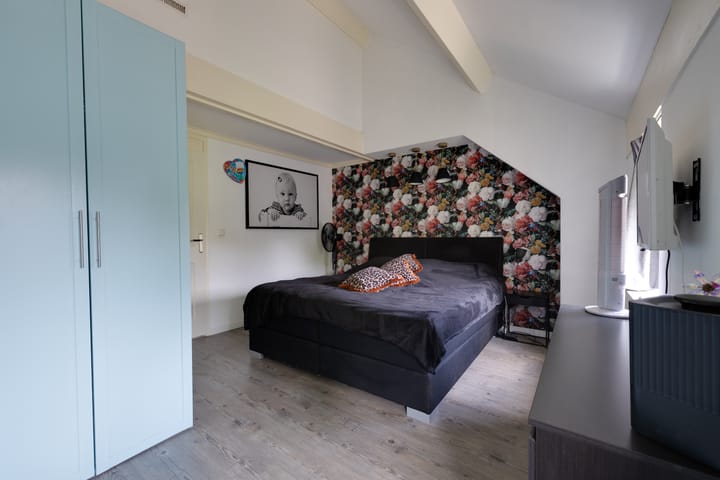 Photo 17 of Hezeweg 48