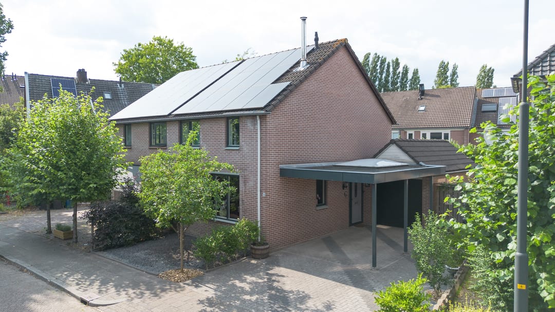 Photo 32 of Hezeweg 48