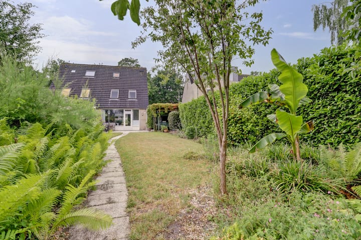 Photo 32 of Hillegomlaan 65