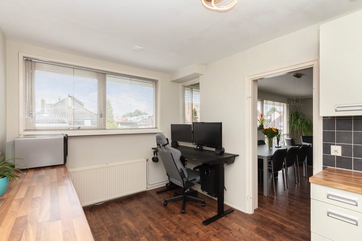 Foto 19 van Cornelis Smitstraat 42-A