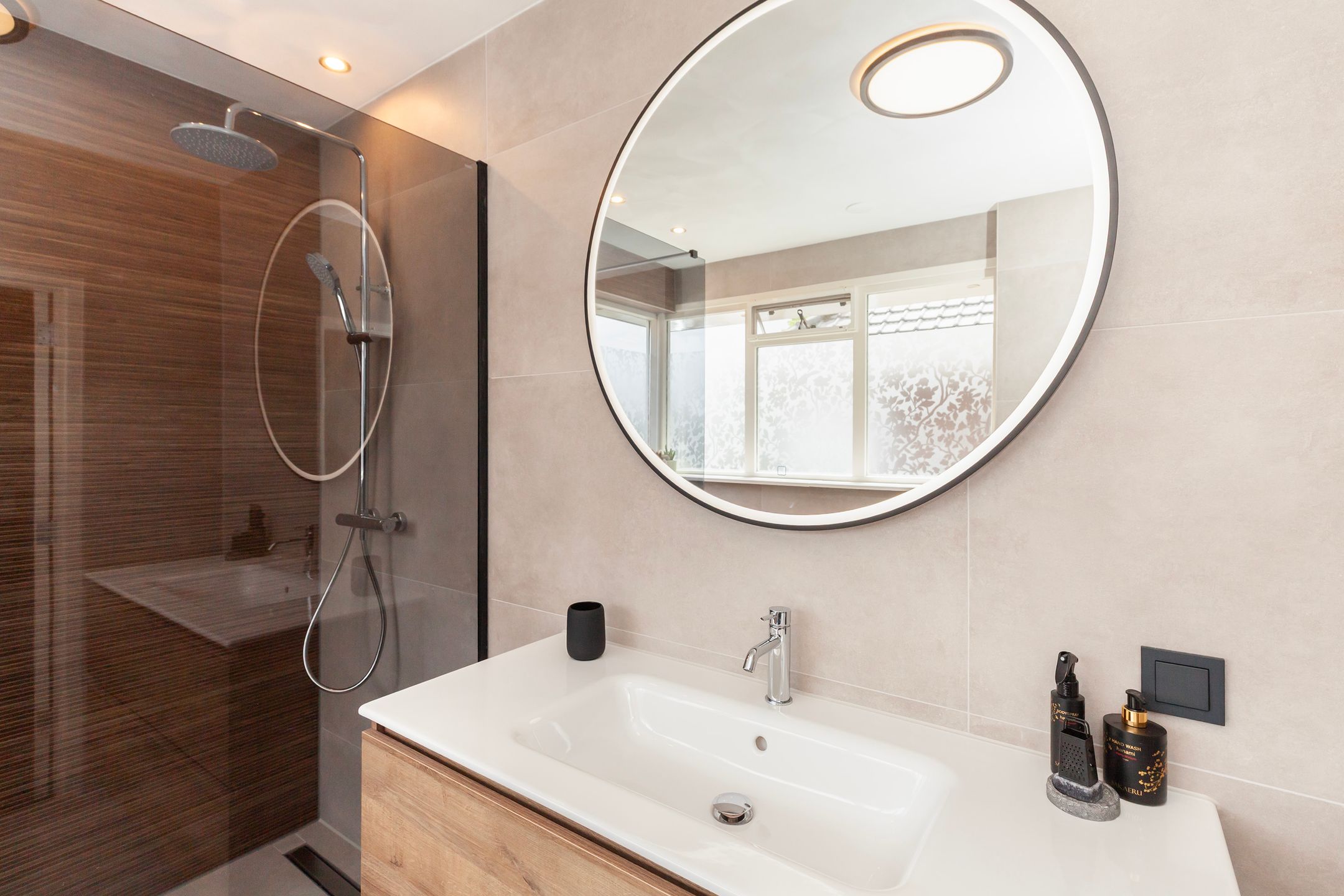 Foto 27 van Cornelis Smitstraat 42-A