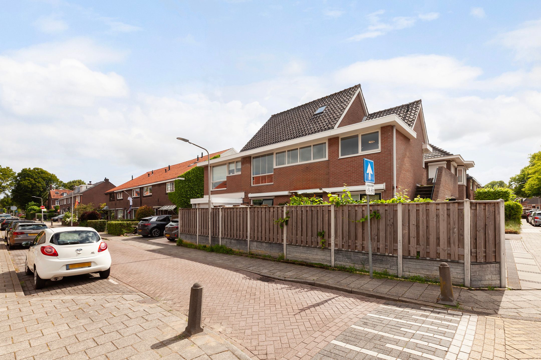 Foto 42 van Cornelis Smitstraat 42-A