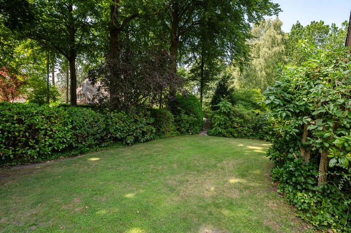 Foto 38 van Van der Helstlaan 31