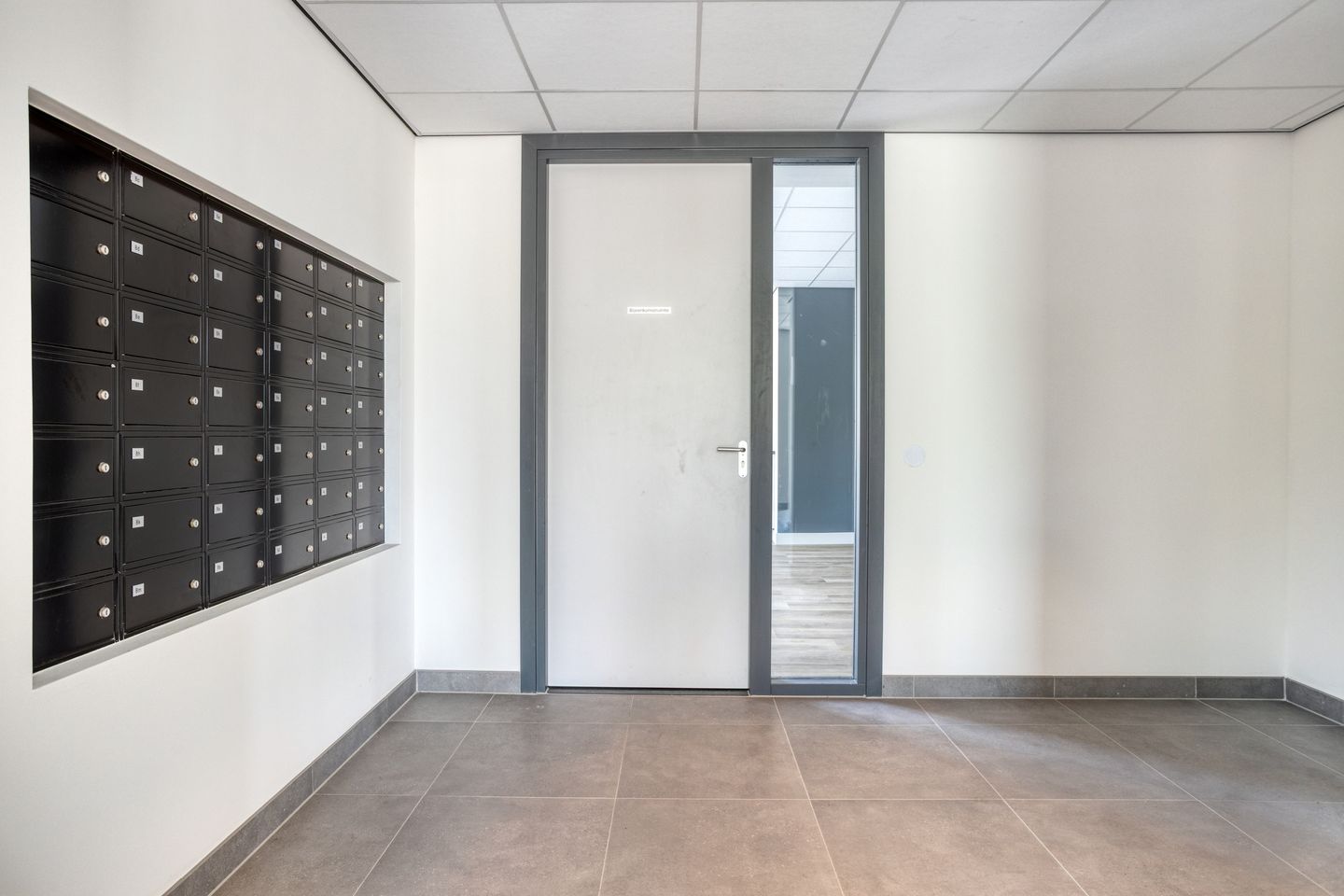 Photo 10 of Erasmuslaan 8