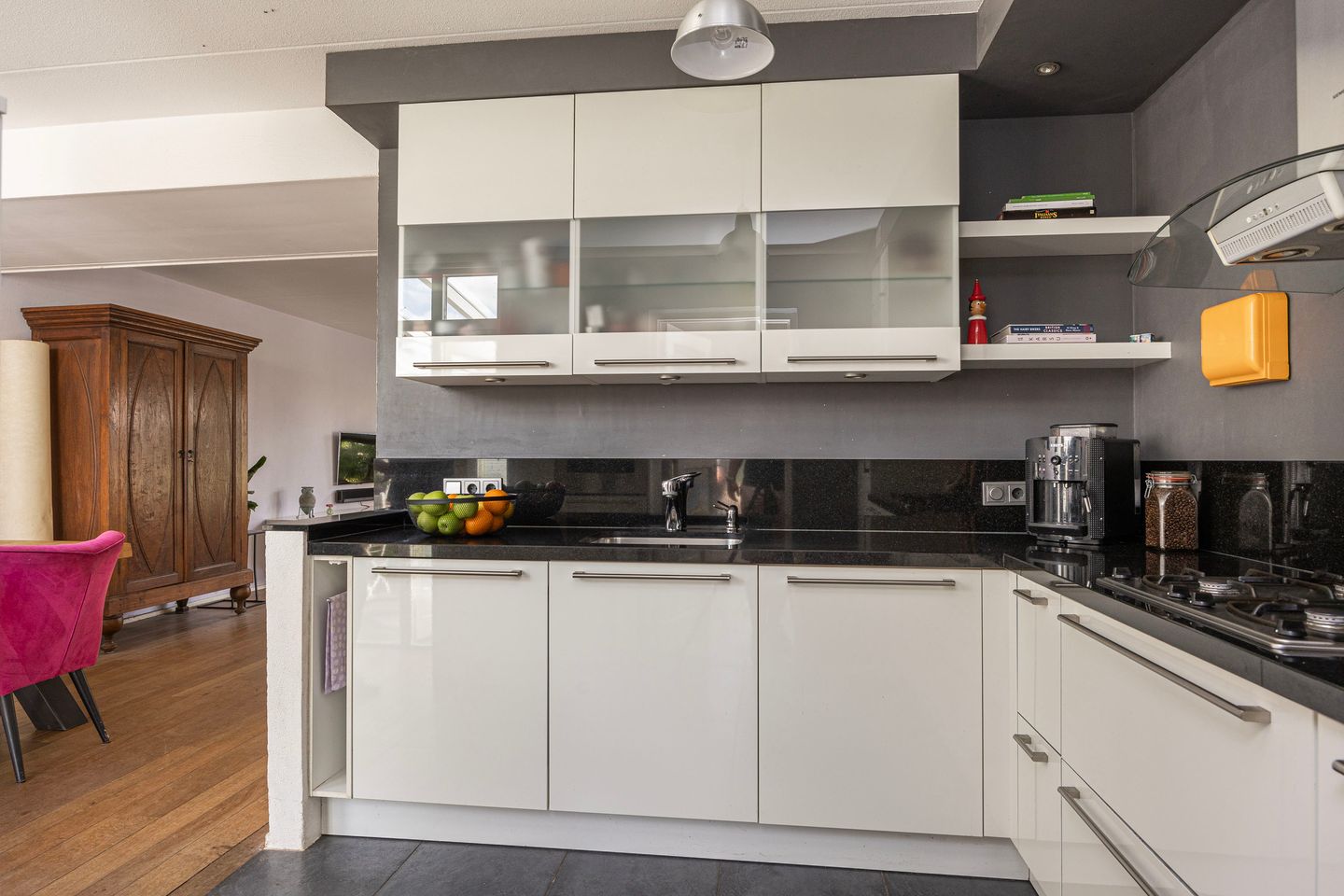 Foto 19 van Charlotte Köhlerstraat 73