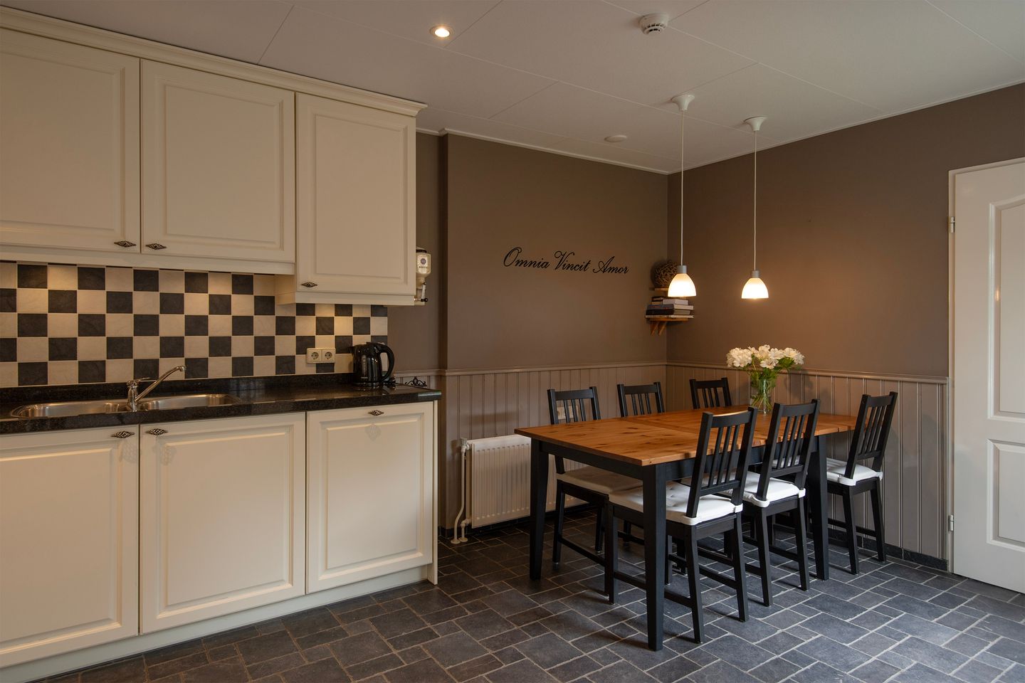 Photo 14 of Groeneveltstraat 18