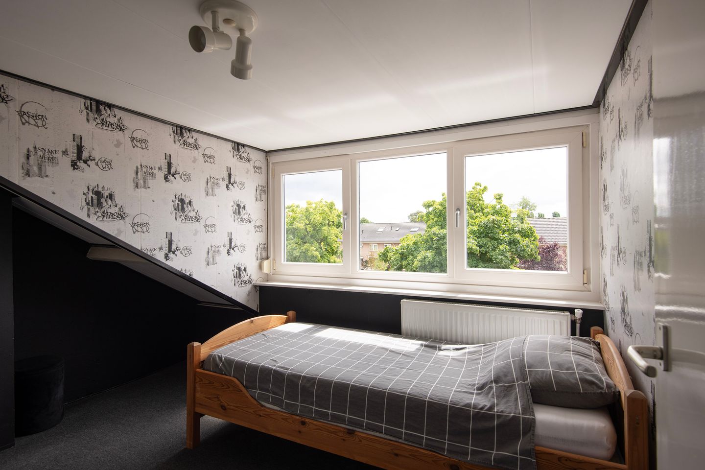 Photo 25 of Groeneveltstraat 18