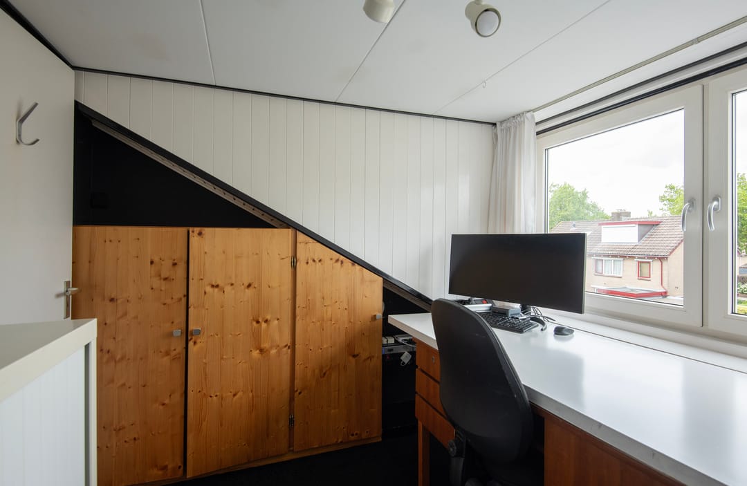 Photo 26 of Groeneveltstraat 18