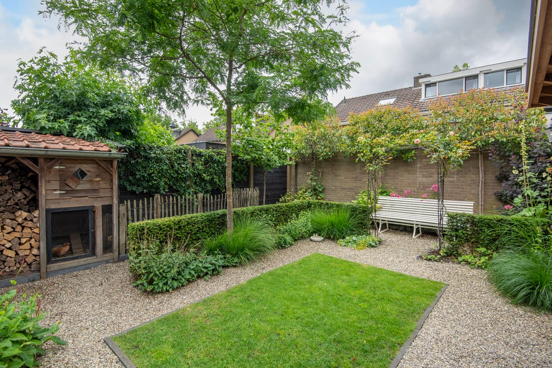 Photo 32 of Groeneveltstraat 18