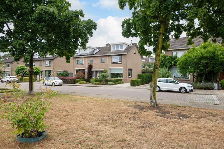 Foto 37 van Groeneveltstraat 18