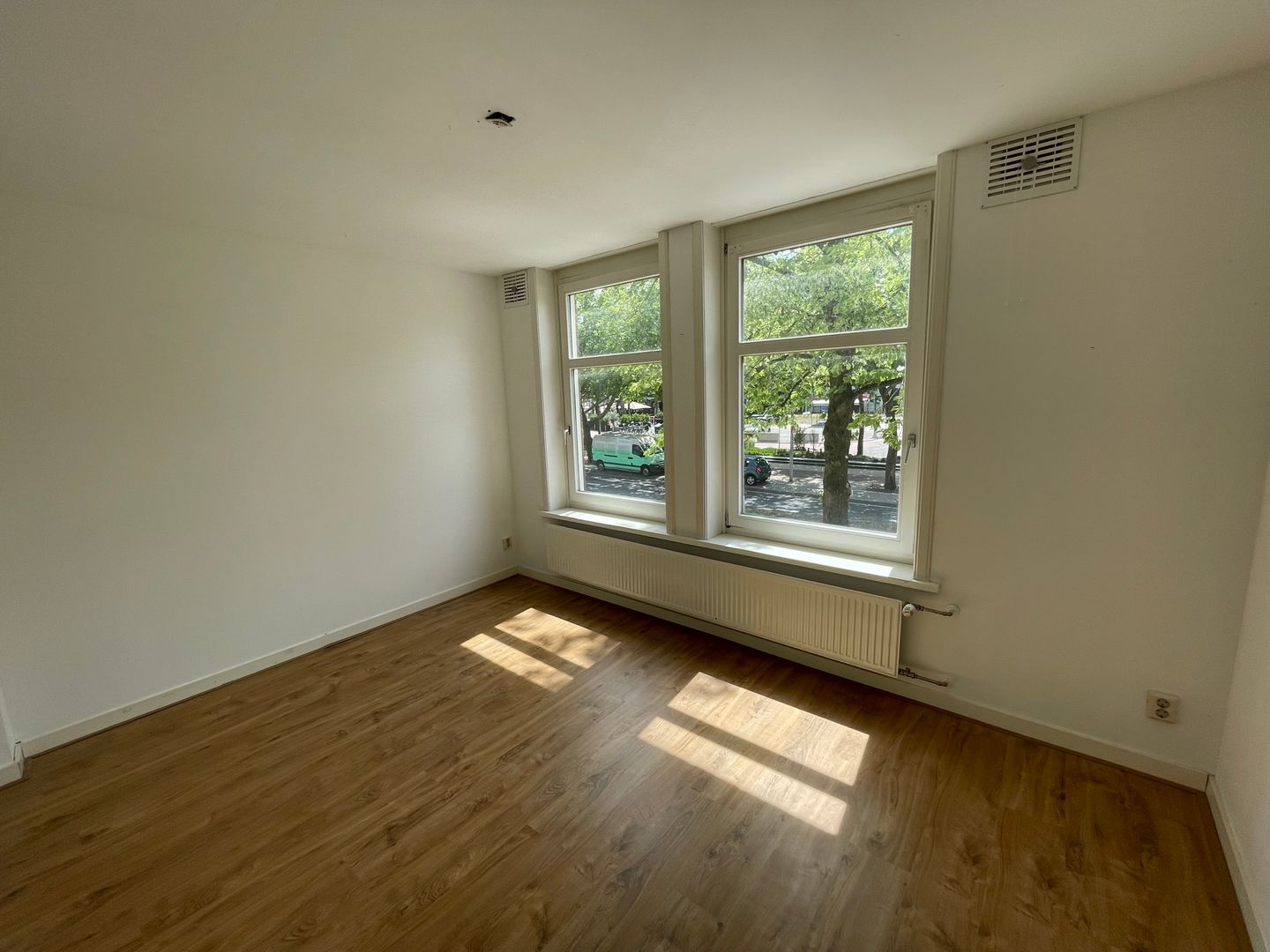 Photo 5 of Wielingenstraat 12-1