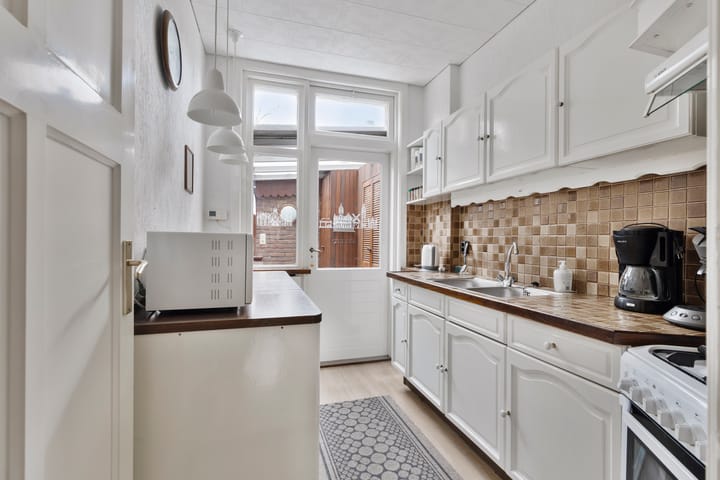 Foto 12 van Leliestraat 13